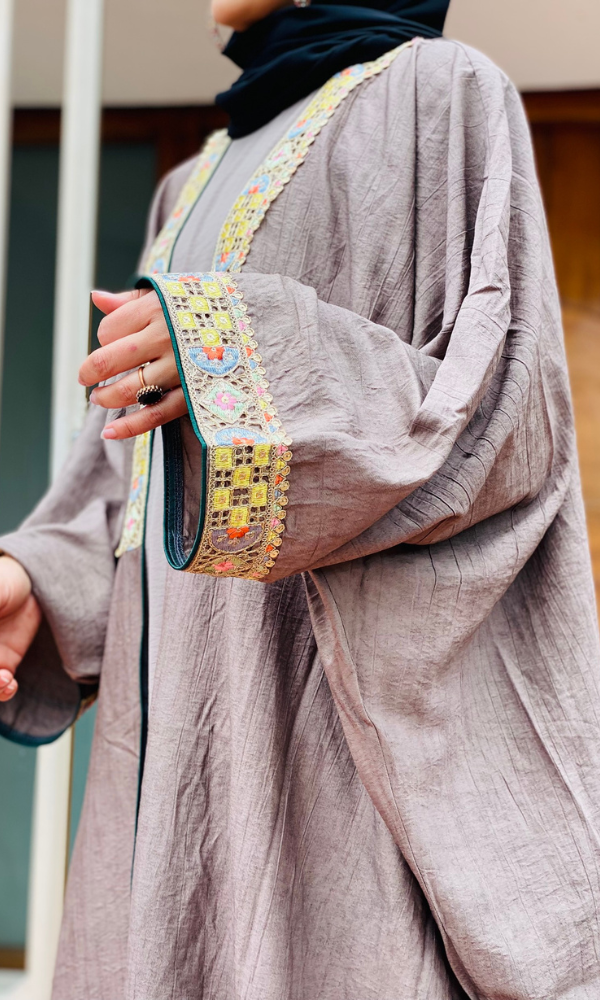 Thobe Al-Hilwa Oud 4