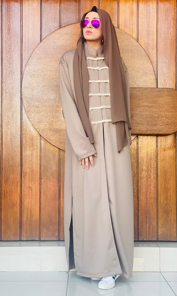 The Hong Kong Mandarin Coat - 003