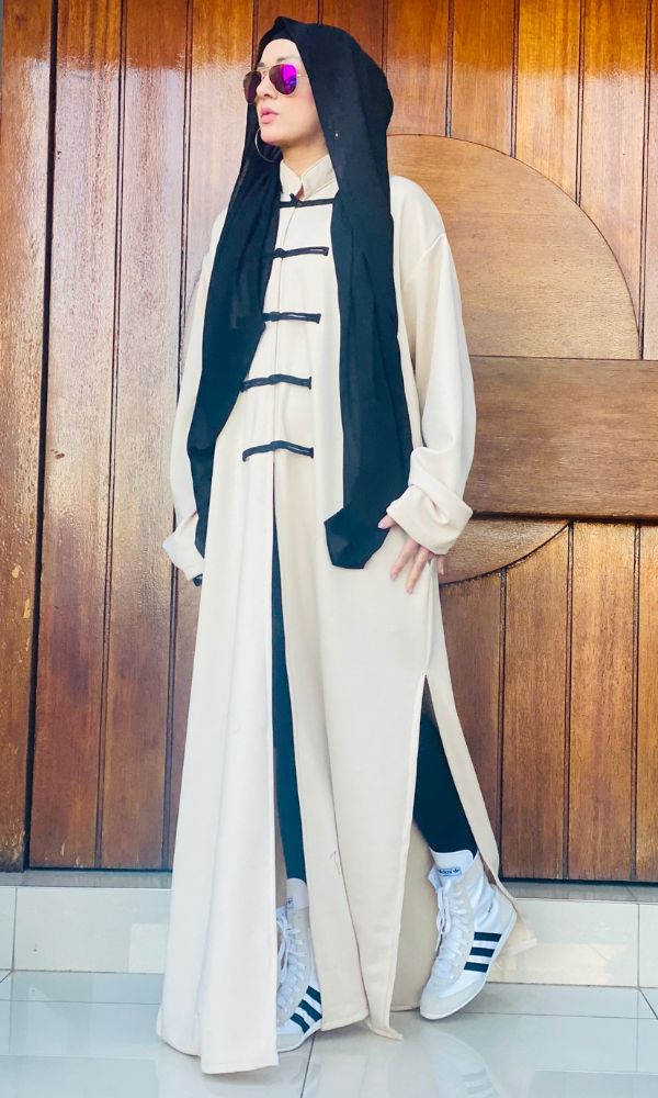 The Hong Kong Mandarin Coat - 004