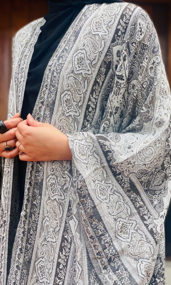Zareen Pashmina  - 10