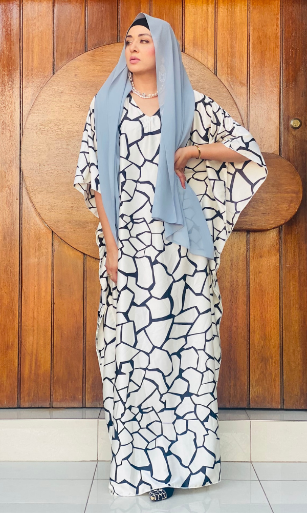 The Basic Kaftan - White & Black Abstract