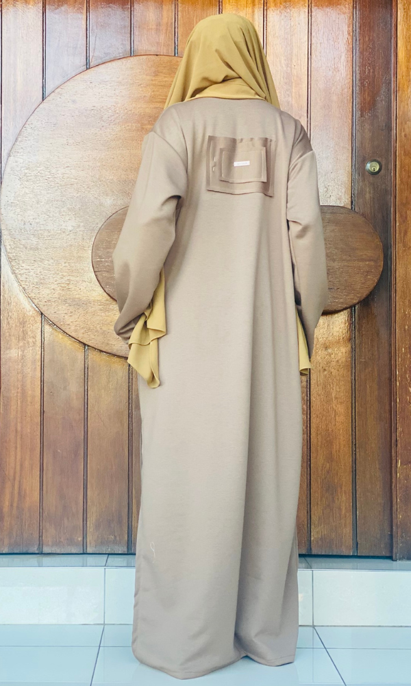 The Hong Kong Mandarin Coat - 005