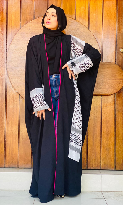 The Keffiyeh Jubba - Black & White