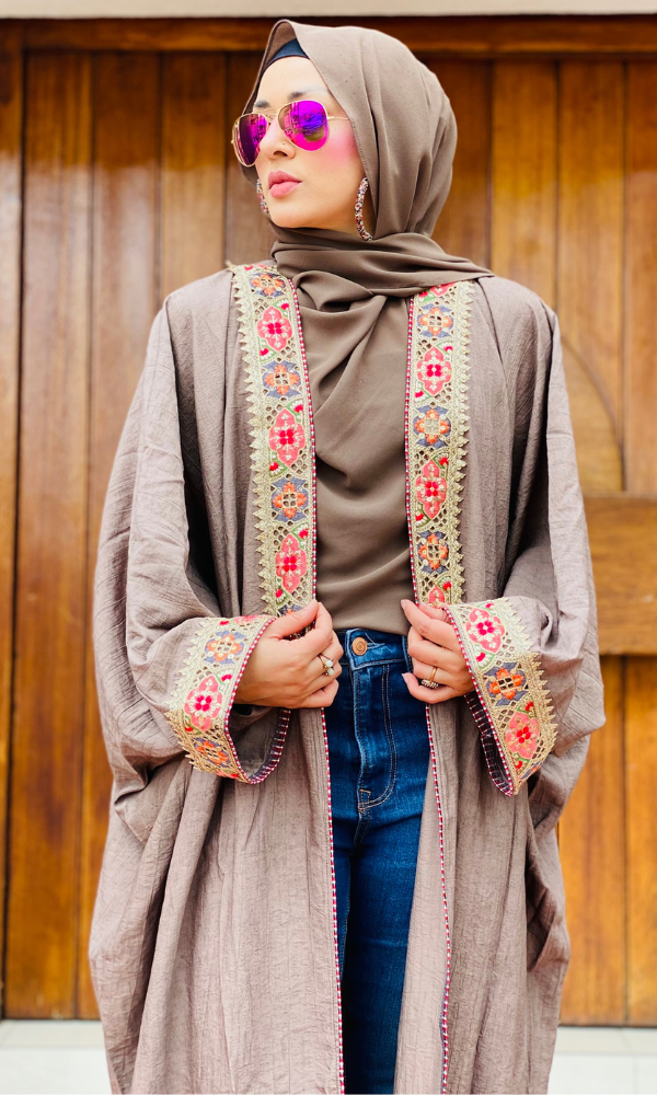 Thobe Al-Hilwa Oud 1