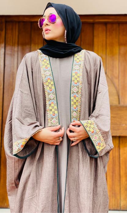 Thobe Al-Hilwa Oud 4